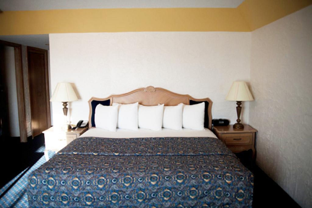 The Chateau Bloomington Hotel And Conference Center ห้อง รูปภาพ