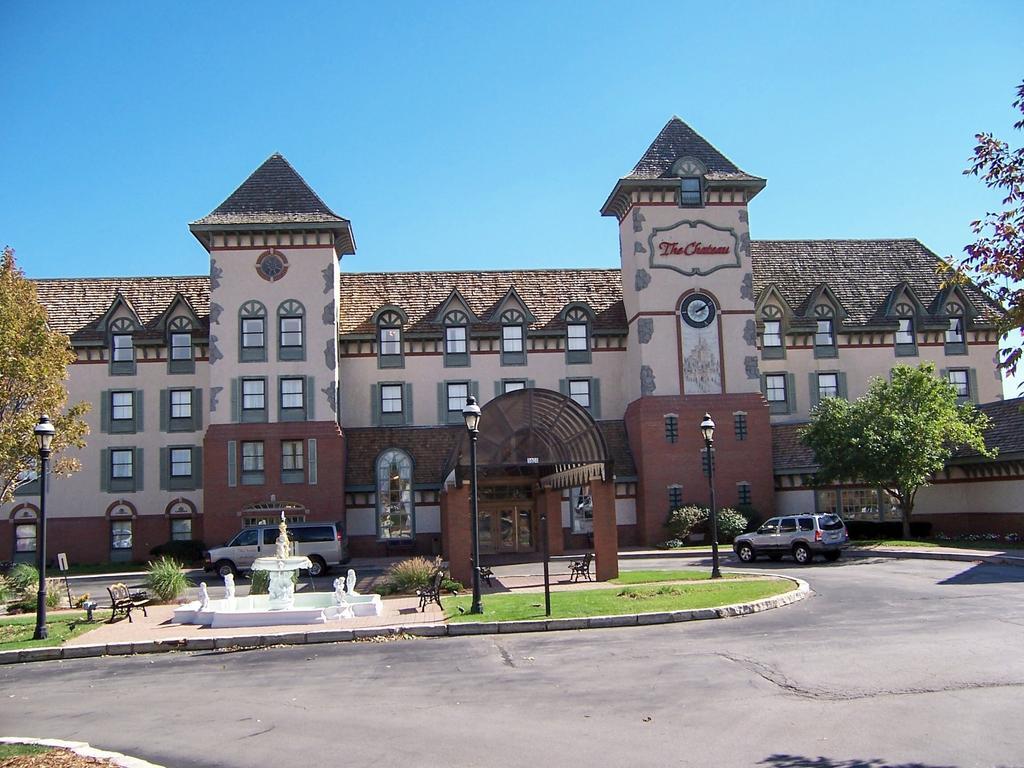 The Chateau Bloomington Hotel And Conference Center ภายนอก รูปภาพ